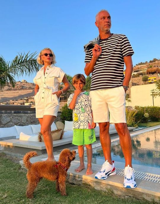 Esra Erol'dan 'öf' dedirten pozlar! Tatilden paylaştı, sosyal medya sallandı! - Resim: 4