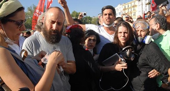 Memet Ali Alabora bakın nerede ortaya çıktı - Resim: 2