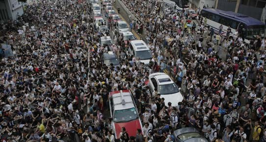 Dünya yaşlanıyor “Güzelliğin yaşı yoktur, ama doğurganlığın var" - Resim: 4