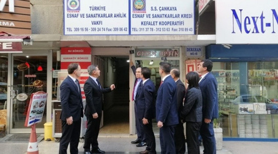 CHP'li vekillerin 'Vakıf ortada yok' iddiası fos çıktı! Yanlış adrese gitmişler - Resim: 0