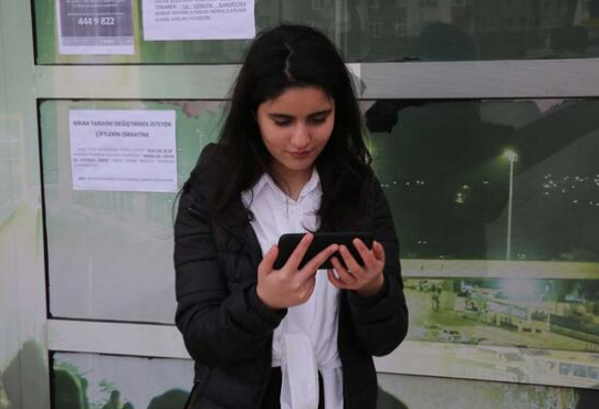 Koronavirüse karşı online nikah dönemi başladı! Cep telefonundan izlediler - Resim: 4