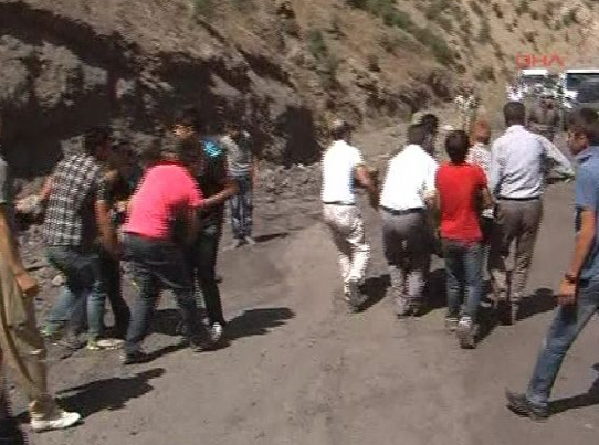 Uludereliler askerler için seferber oldu - Resim: 1