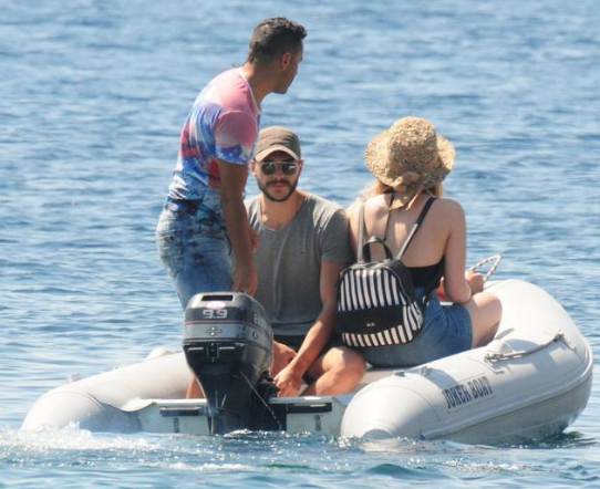 Çukur'un ‘Komiser Emrah’ı gizemli sarışın sevgilisiyle yakalandı - Resim: 2