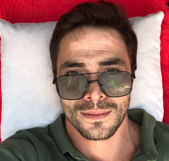 Ahmet Kural'a bir darbe de komşusundan! Sıla'ya dayak seslerini duymuştu - Resim: 1