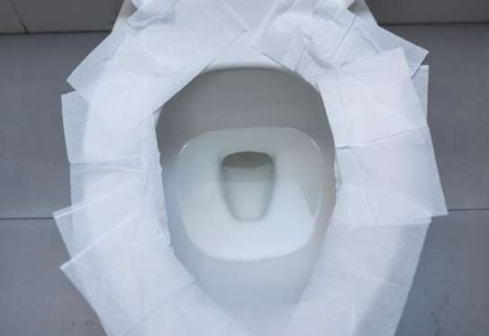 Klozete tuvalet kağıdı serip oturuyorsanız dikkat - Resim: 1