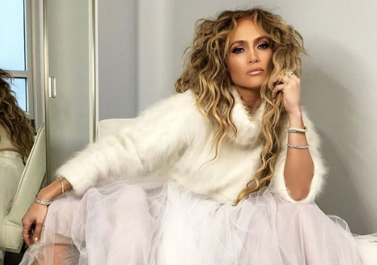 Jennifer Lopez genç kızlara taş çıkarttı seksi direk dansı olay - Resim: 1