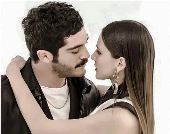 Alina Boz'un Burak Deniz paylaşımı kahkaha attırdı iddialı pozları olay olmuştu - Resim: 1