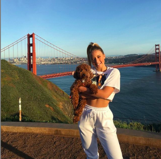 Aleyna Kalaycıoğlu kaç yaşında kardeşi anne ve babası kimdir? - Resim: 1