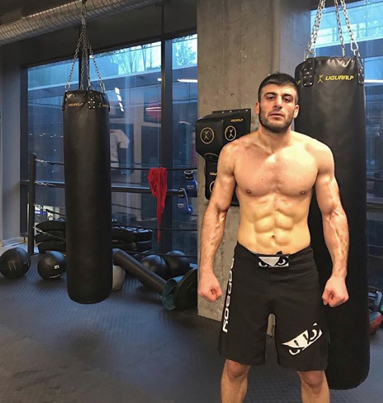 Survivor şampiyonu Yusuf Karakaya izdiham çıkardı! Elazığ sokağa döküldü - Resim: 1