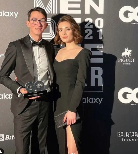 Mete Gazoz sevgilisi kimdir Melike Ayvaz kaç yaşında ne iş yapıyor? - Resim: 0