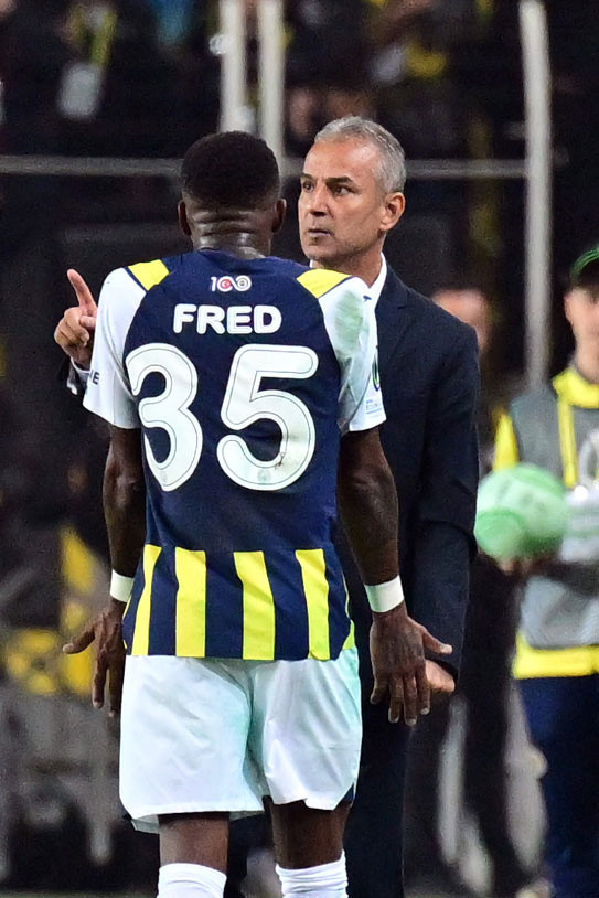 Fred'den İsmail Kartal'a tepki! Maç 1-0 devam ederken... - Resim: 0