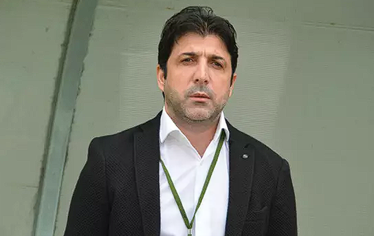 Oktay Derelioğlu ve eşi Başak Derelioğlu trafikte saldırıya uğradı! Öldüresiye darp edildiler - Resim: 1