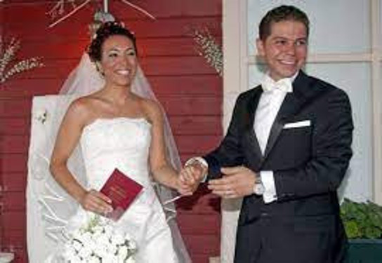 Atılay Uluışık evli mi kiminle evli Atılay Uluışık çocuğu kimdir? - Resim: 0