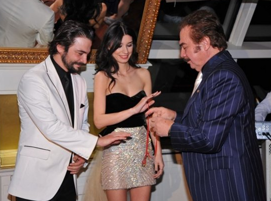 Ahmet Kural nişanlandı - Resim: 4