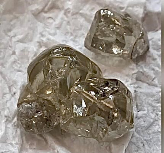 Türkiye tarihinin en önemli elmas operasyonu! Kapalıçarşı'da ele geçirildi, değeri 1 milyon dolar - Resim: 0