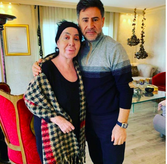 Nur Yerlitaş evli mi eşi kimdir? Nur Yerlitaş'ın çocuğu var mı? - Resim: 0