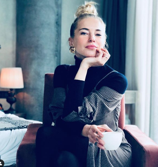 Burcu Esmersoy'un yeni işi belli oldu! Bakın hangi kanalla anlaştı - Resim: 3