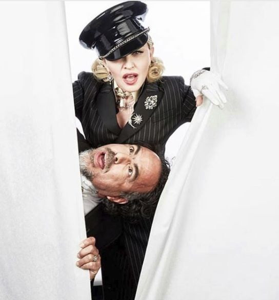 Madonna'dan görkemli Oscar partisi - Resim: 3