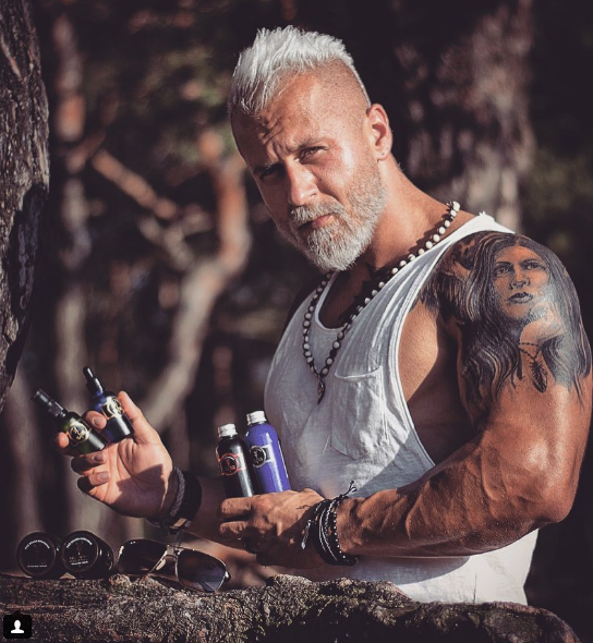 Bu değişim sıradışı! Yaşını duyunca şaşıracaksınız adeta ters köşe yaptı! - Resim: 2