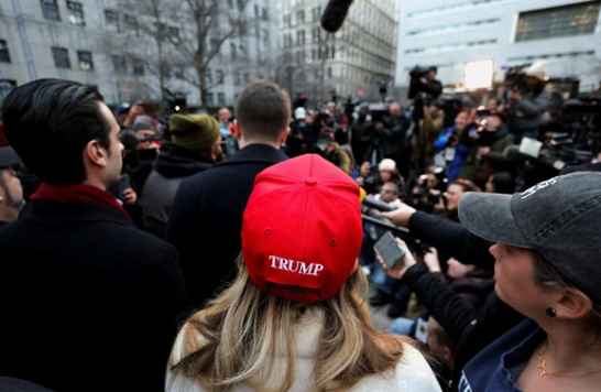 ABD'de hareketlilik... Porno yıldızına 'sus payı' ödemesi yapan Donald Trump tutuklanabilir mi? - Resim: 1