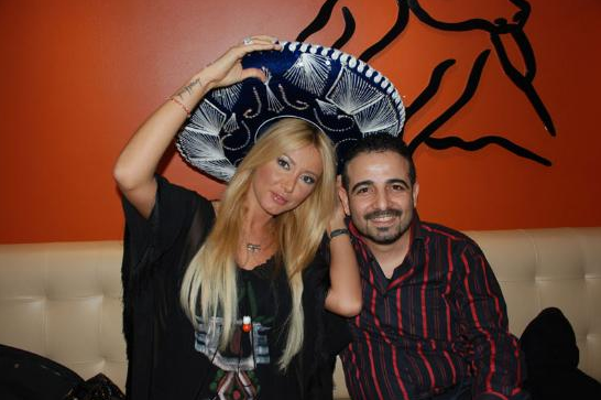 Ünlüleri kullanıp dolandırıcılığı meslek edindi - Resim: 2