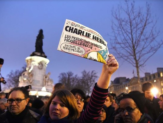 Binlerce Fransız sokağa indi! - Resim: 3