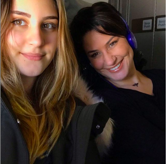 İclal Aydın kaç yaşında kaç kere evlendi kızının babası kimdir? - Resim: 0