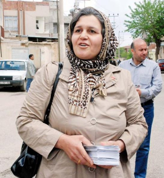 İşte CHP'nin eşarplı adayı! - Resim: 2