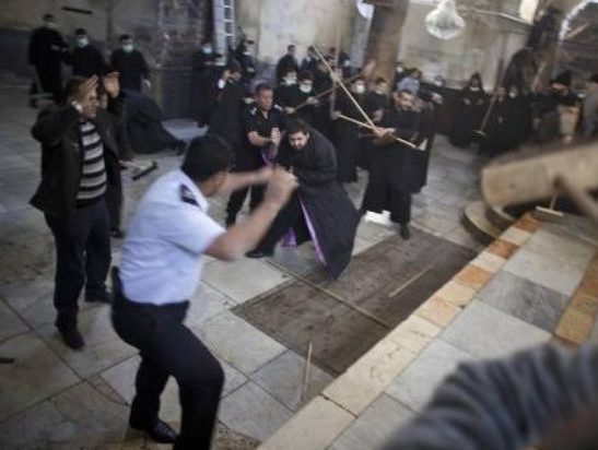 Papazların kutsal temizlik kavgası - Resim: 3