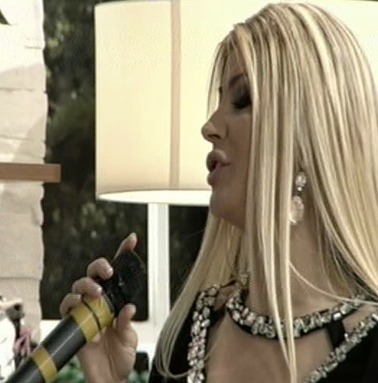 Silikonlarıyla Seda Sayan'a benzedi - Resim: 3