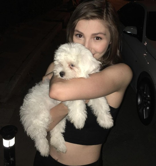 Dolunay dizisinin Asuman'ı İlayda Akdoğan kimdir? Aşk hayatı çok... - Resim: 2