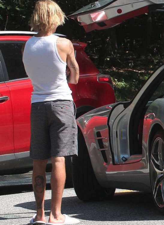 Justin Bieber ile Hailey Baldwin yolda kaldı - Resim: 4