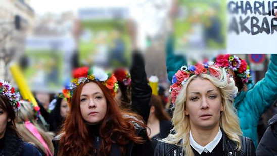 FEMEN Davos'ta soyundu - Resim: 3