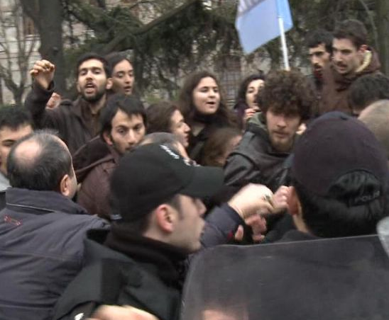 Marmara Üniversitesi karıştı - Resim: 3