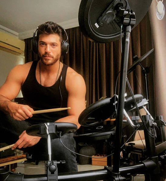 Enise Sude Can Yaman'ın olay mesajlarını ifşa etti ısrarı dikkat çekti - Resim: 1