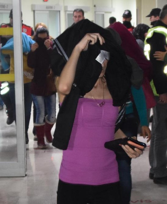 Kartvizitli fuhuş 15 kadına suçüstü! - Resim: 4