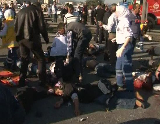 Tem otoyolunda feci kaza - Resim: 1