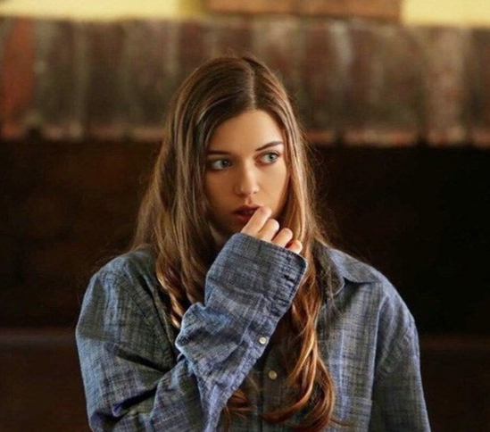 Afra Saraçoğlu'ndan 'kendini seksi buluyor musun' sorusuna ilginç yanıt - Resim: 2