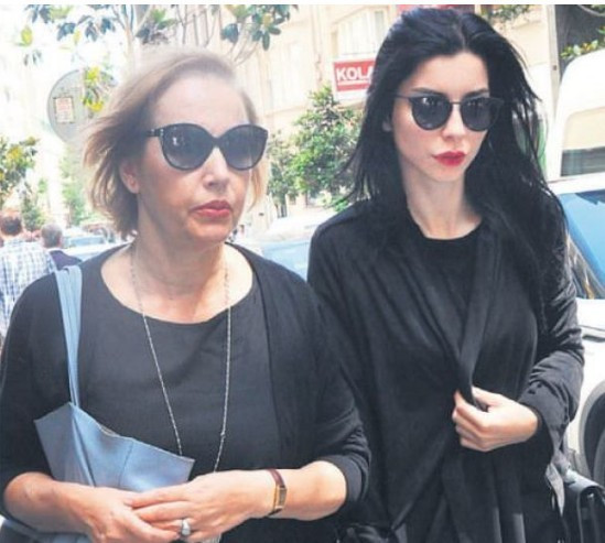 İşte Merve Boluğur'un annesi!  - Resim: 2