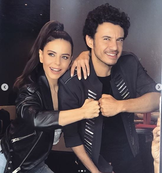 Şarkıcı Buray bu kez isyan etti! Fenomenlerin sohbetlerine laf çaktı - Resim: 3