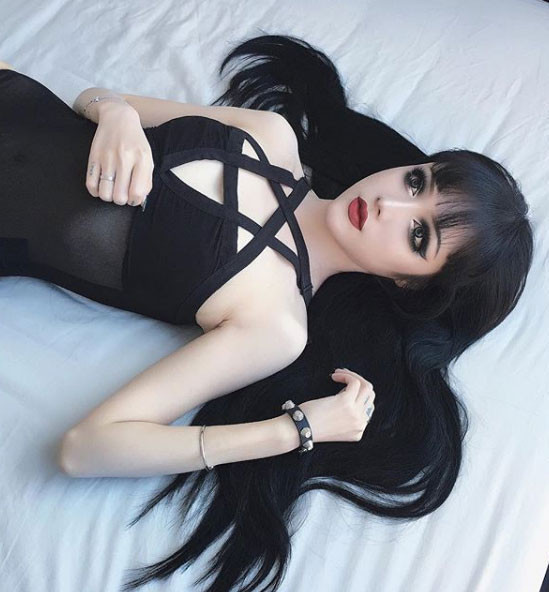 Oyuncak bebek mi gerçek insan mı? Görenler ayırt edemiyor - Resim: 3