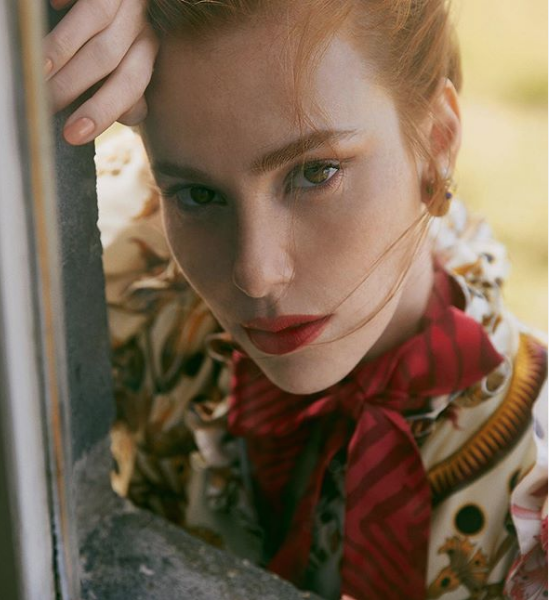 Çarpışma'nın yıldızı Elçin Sangu'dan göbek dansı şovu! Düğünde kurtlarını döktü - Resim: 1