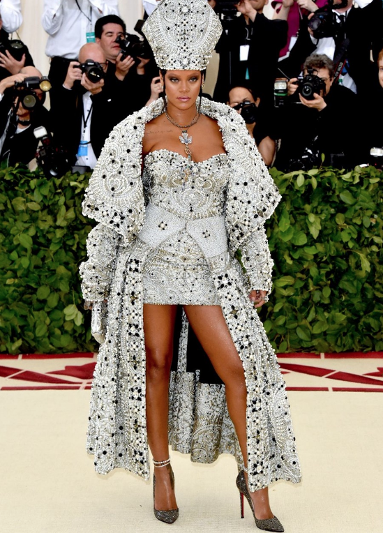 Rihanna'nın süper minisi olay oldu gözleri şaşı etti - Resim: 2