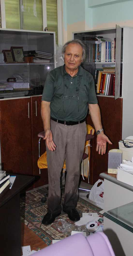 Hem soydu, hem 'salak' yazdı,hem taşıdı - Resim: 2