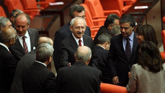 Yabancı ajanslar Meclis'i böyle gördü - Resim: 2