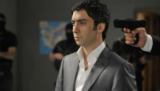 Polat Alemdar vuruldu Twitter sallandı - Resim: 4