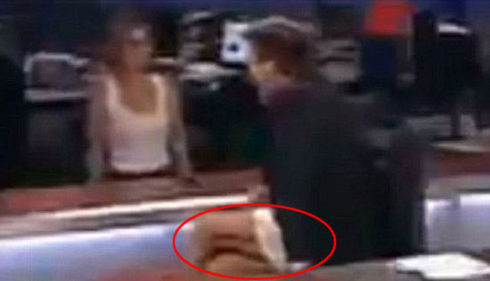 Canlı yayında böyle rezil oldular! - Resim: 4