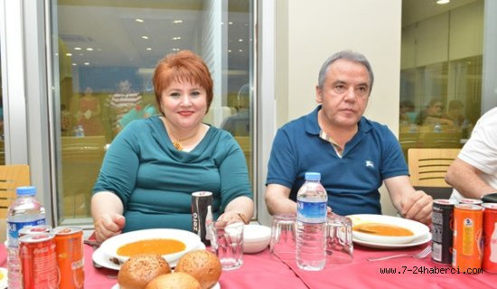 Havva Böcek kimdir yaşı kaç Muhittin Böcek eşi ne iş yapıyor? - Resim: 0