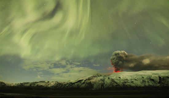 O volkana taş yağdı - Resim: 1