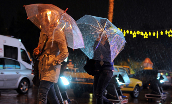 Yağmur Antalya'da yaşamı felç etti - Resim: 4